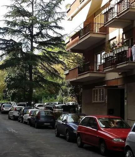 בית הארחה Domus Giardini Vaticani רומא